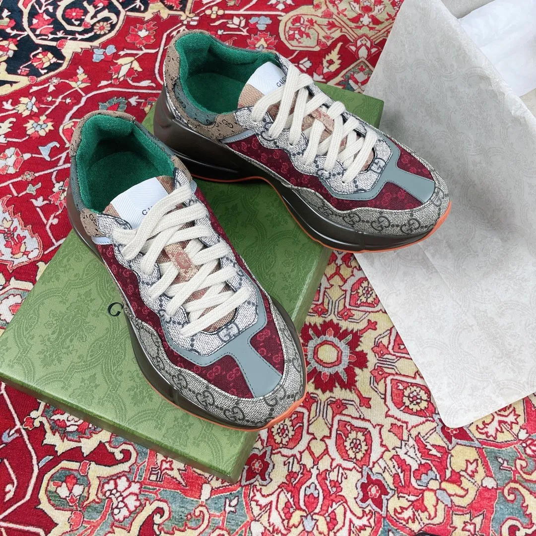 P700👟👟 Gucci - top version - dad shoes series ⚠ GG couple dad shoes, which have been popular in recent years. The unique charm of ugly and handsome men is really more and more interesting the more you look at it. You will definitely plant grass and call it ❤ 5D drawing printing, mixed surface splicing color, original customization, original outsole, package production process‼ Women's size: 35-40 Men's size: 39-44